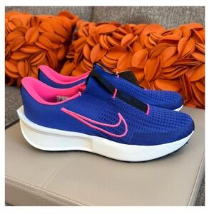 ❣️🆕Nike Interact Run EasyOn running sneakers with Flyknit upper & laceless entry
